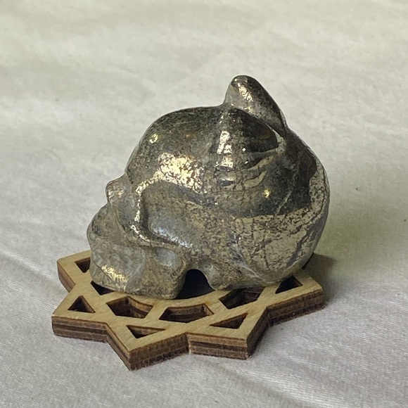 Pyrite Skull - Picture 5 of 7